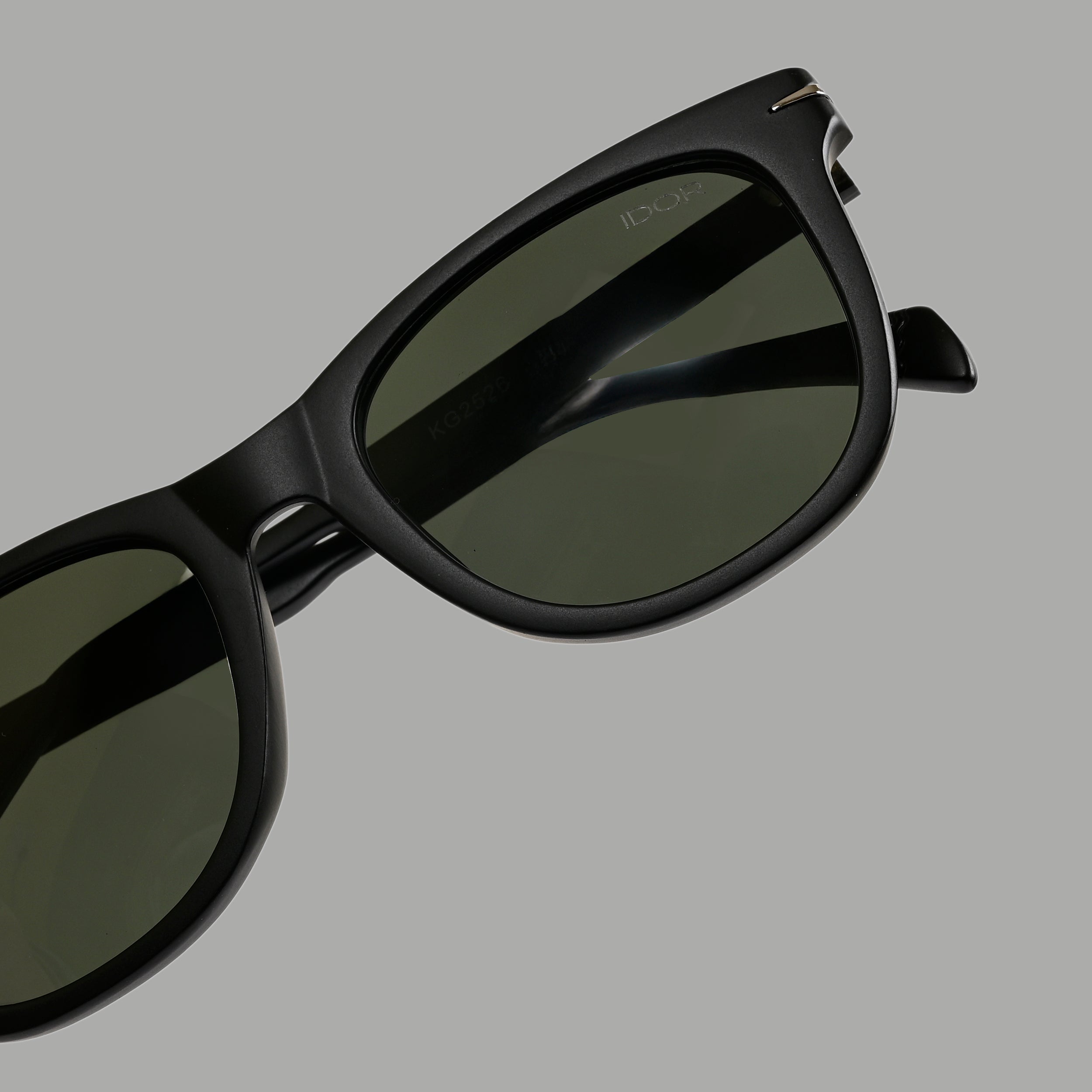 IDOR Premium TR90 High Quality Polarized Sunglass for Unisex | IDOR-2526