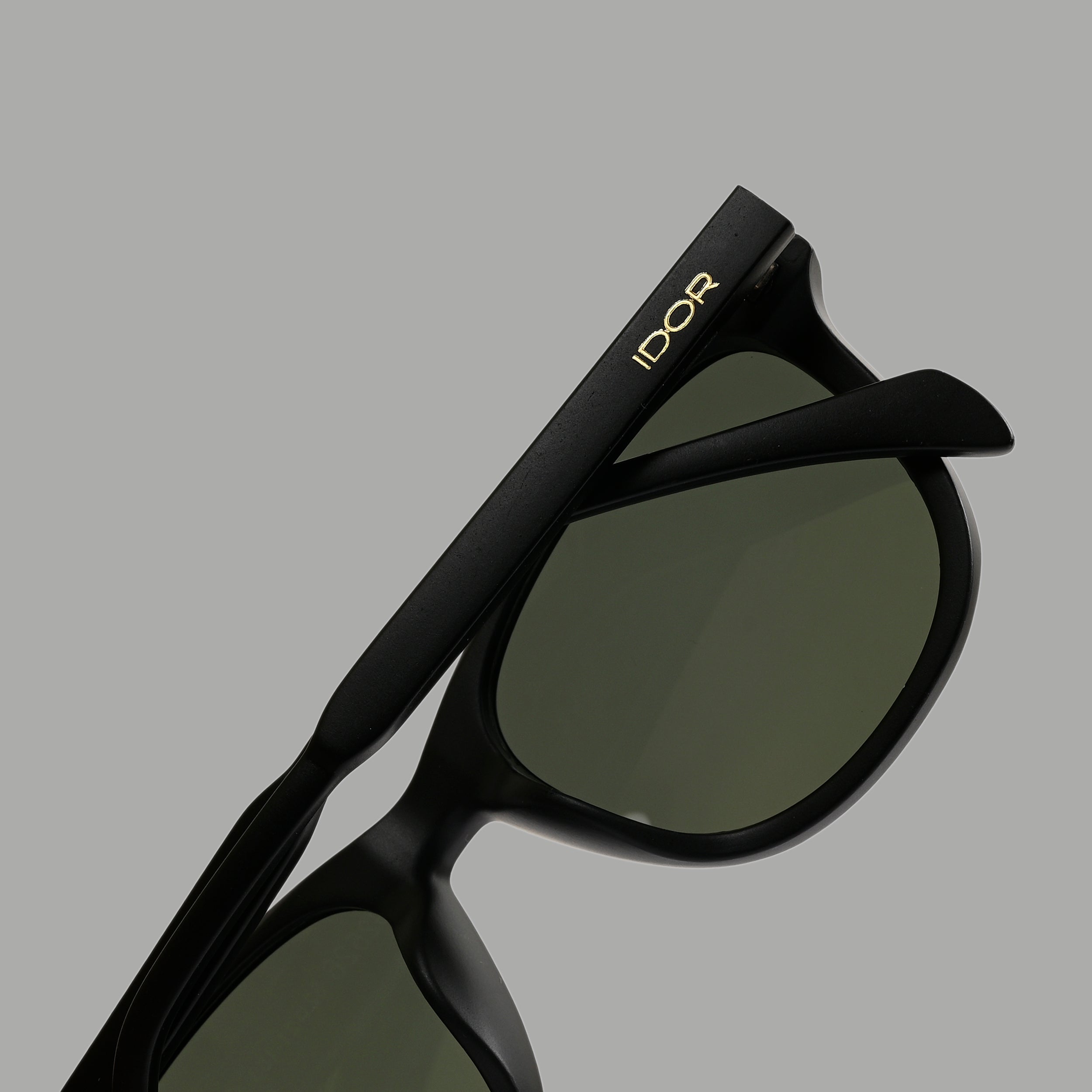 IDOR Premium TR90 High Quality Polarized Sunglass for Unisex | IDOR-2526