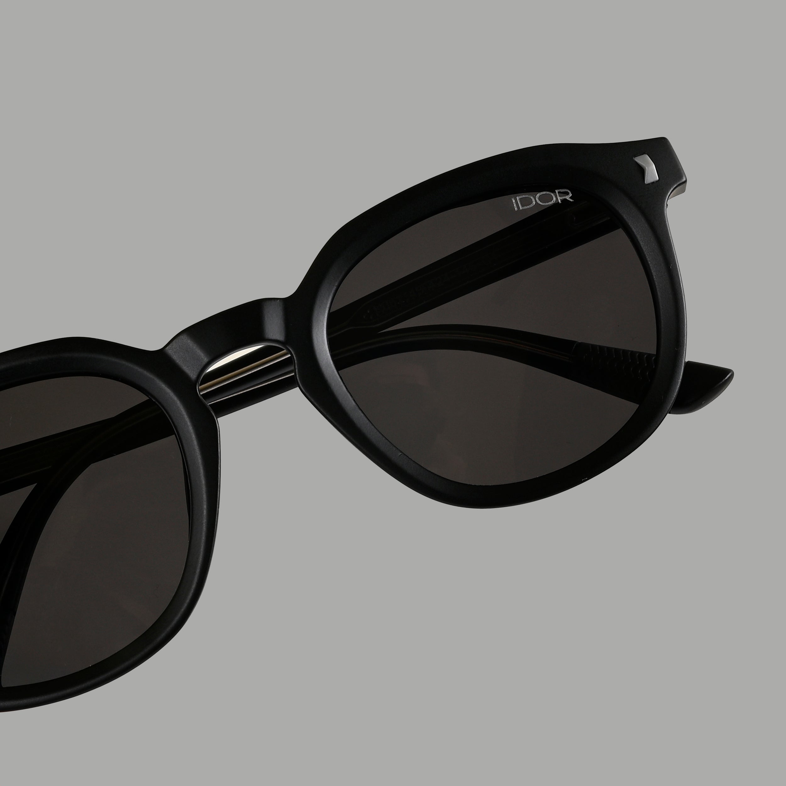 IDOR Premium TR90 High Quality Polarized Sunglass for Unisex | IDOR-062