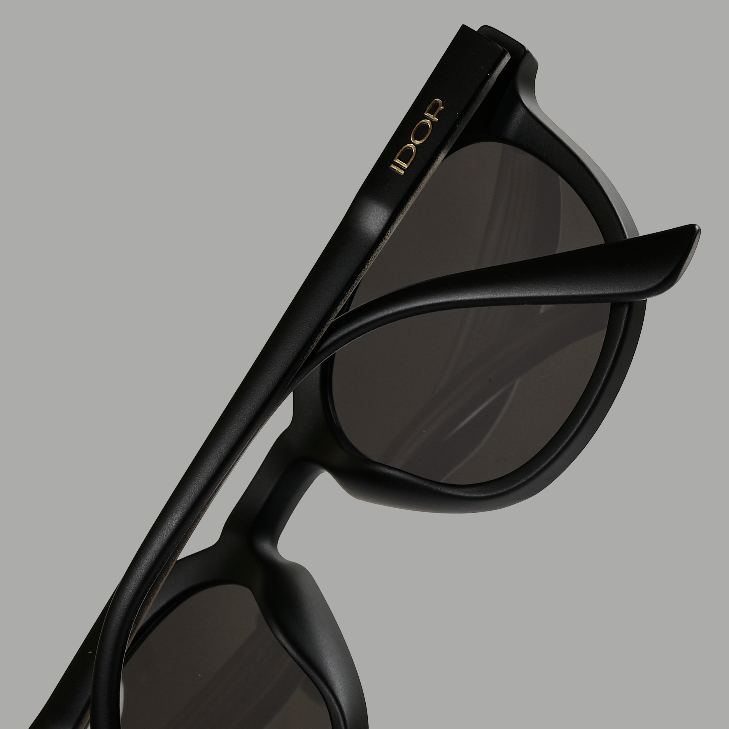 IDOR Premium TR90 High Quality Polarized Sunglass for Unisex | IDOR-062